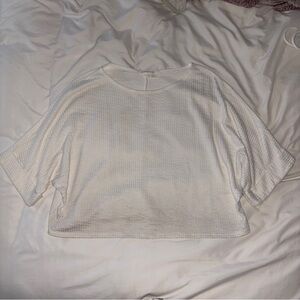 caution to the wind brand cropped waffle texture white tee